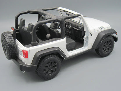 Maisto   Jeep Willy's Wrangler  White