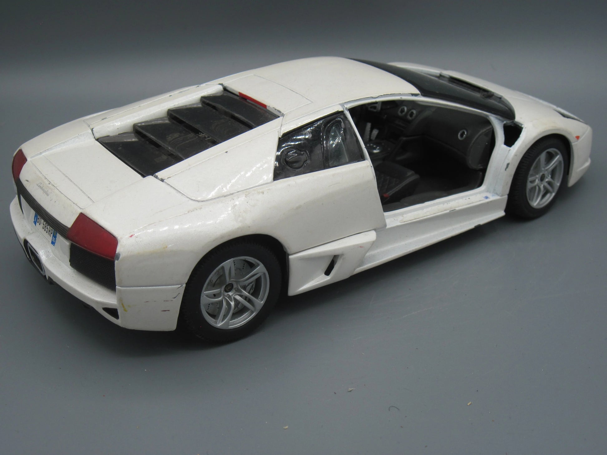 Maisto   Lamborghini Murcielago LP640  White