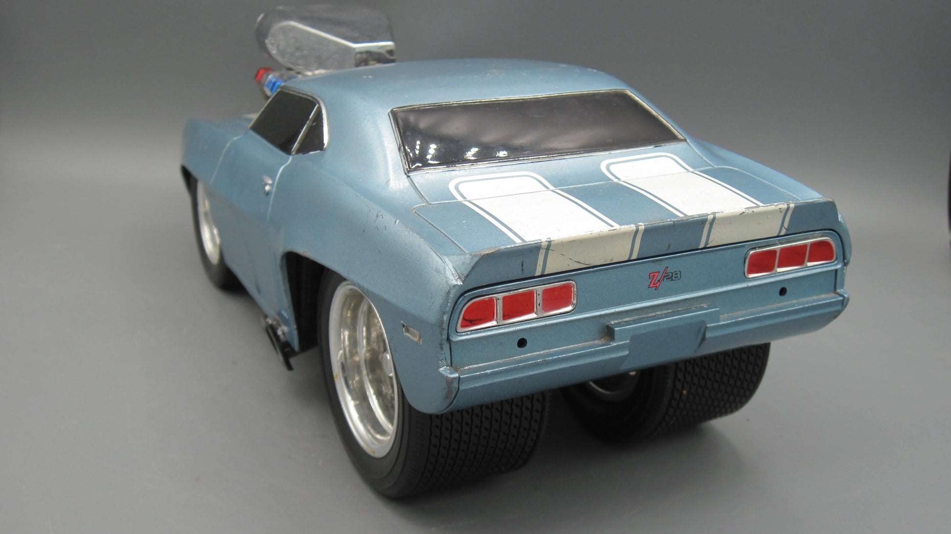 Maisto   Chevrolet Camaro Z28  Blue Muscle Machine