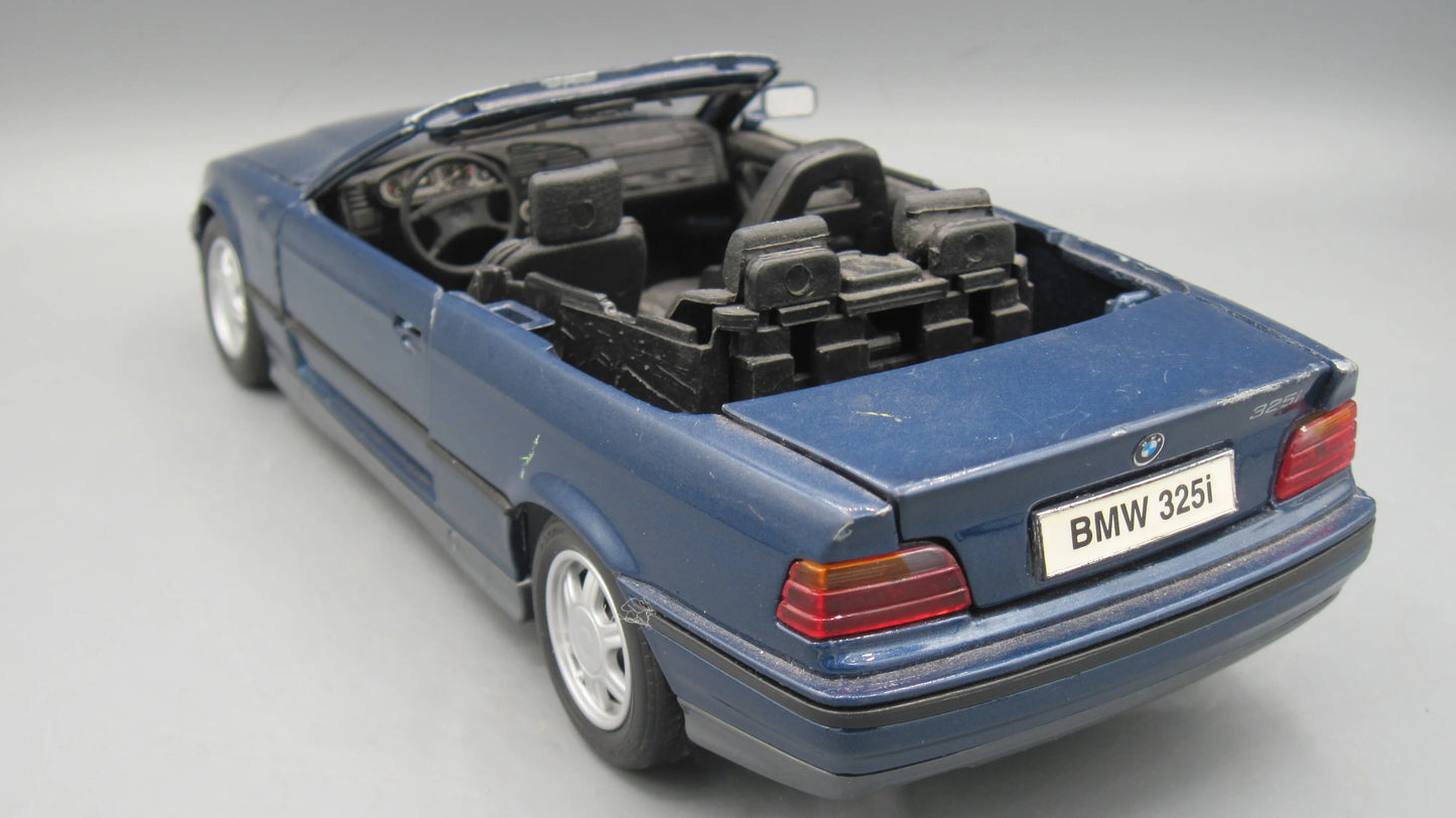 Maisto   BMW 325 I Convertible 1993 Blue
