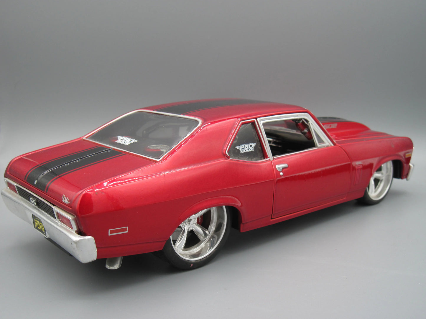 Maisto  Special Edition Chevrolet Nova SS 1970 Red