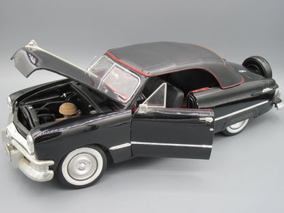Maisto  Special Edition Ford Custom  1950 Black