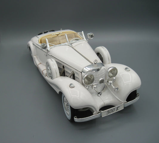 Maisto  Special Edition Mercedes-Benz 500 K 1936 White Special Roadster