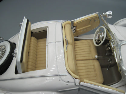 Maisto  Special Edition Mercedes-Benz 500 K 1936 White Special Roadster