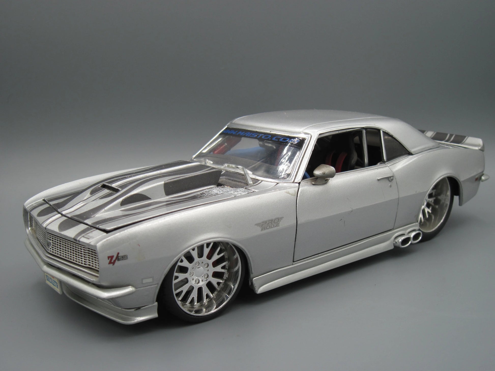 Maisto  Special Edition Chevrolet Camaro Z/28 1968 Silver