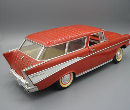 Maisto  Special Edition Chevrolet Nomad 1957 Red