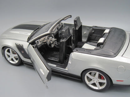 Maisto  Special Edition Ford Mustang Roush 427R 2010 Silver