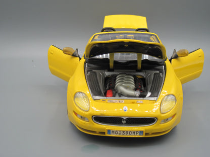 Maisto  Special Edition Maserati Spyder  Yellow