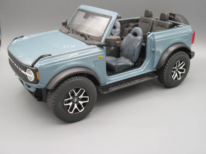 Maisto  Special Edition Ford Bronco  Blue