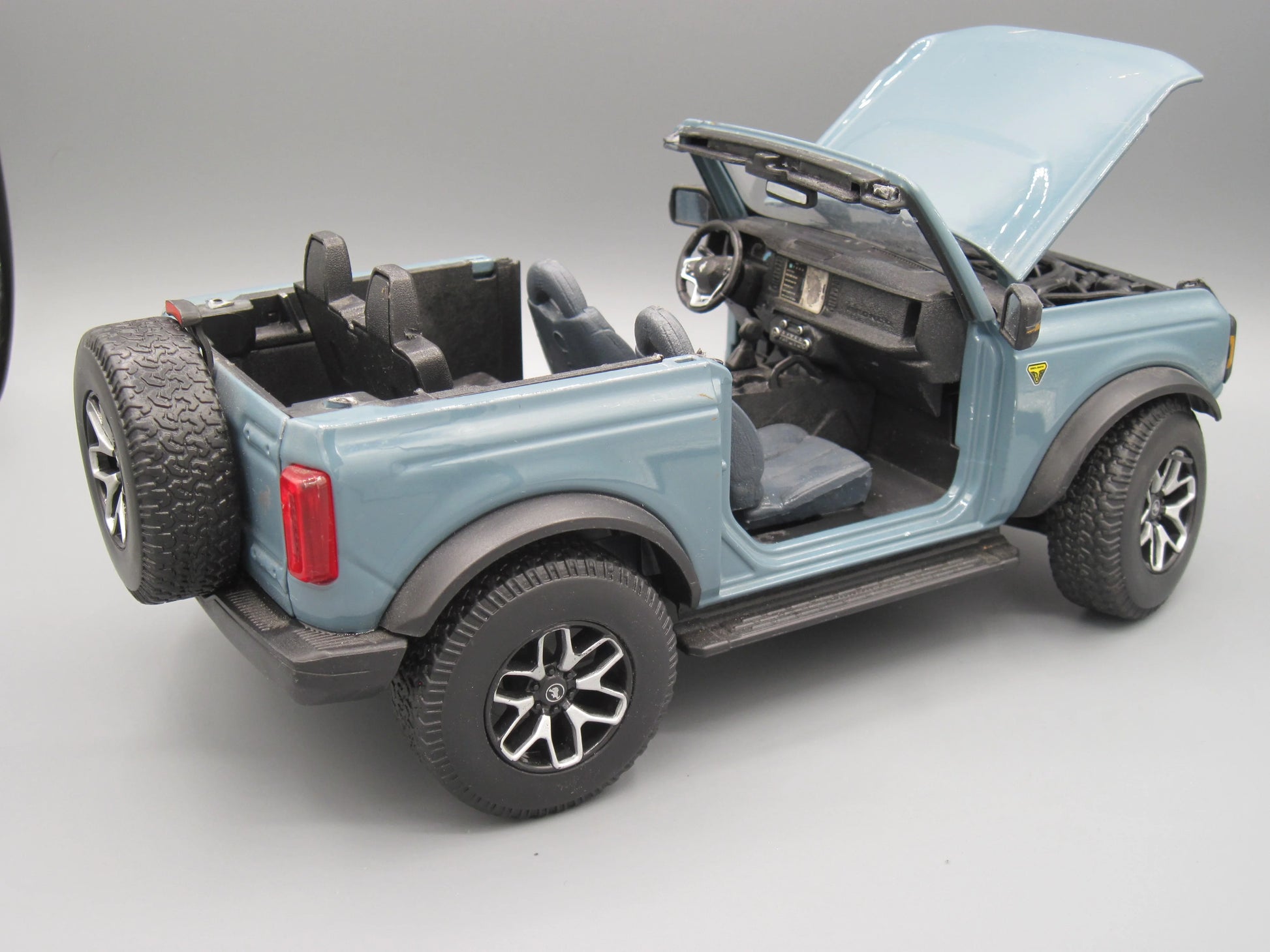 Maisto  Special Edition Ford Bronco  Blue