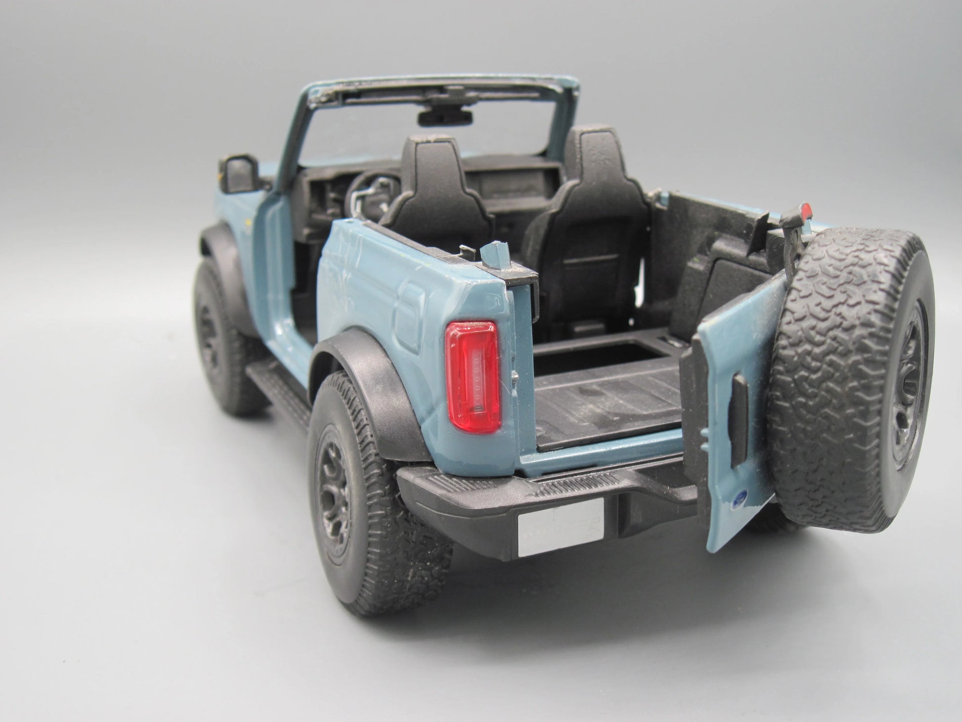 Maisto  Special Edition Ford Bronco  Blue
