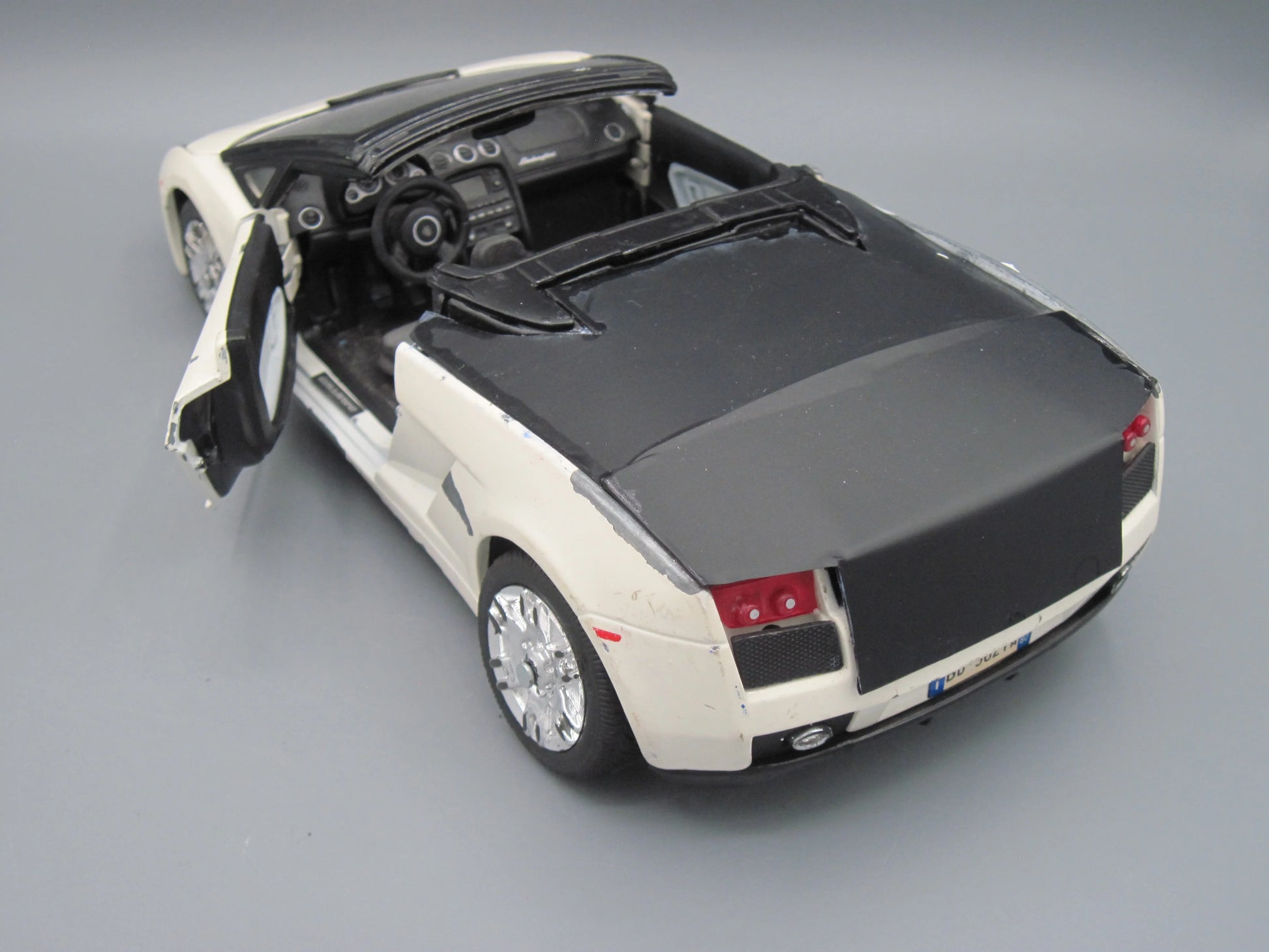 Maisto   Lamborghini Gallardo Spider  White