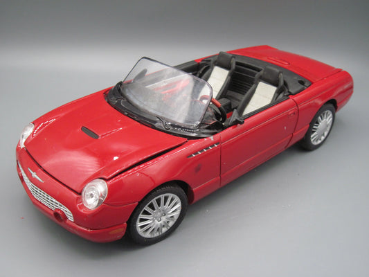 Maisto   Ford Thunderbird  Red