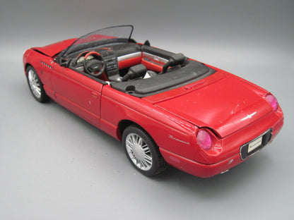 Maisto   Ford Thunderbird  Red