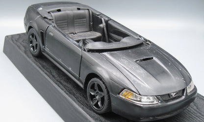 Maisto   Ford Mustang GT 1999 Black