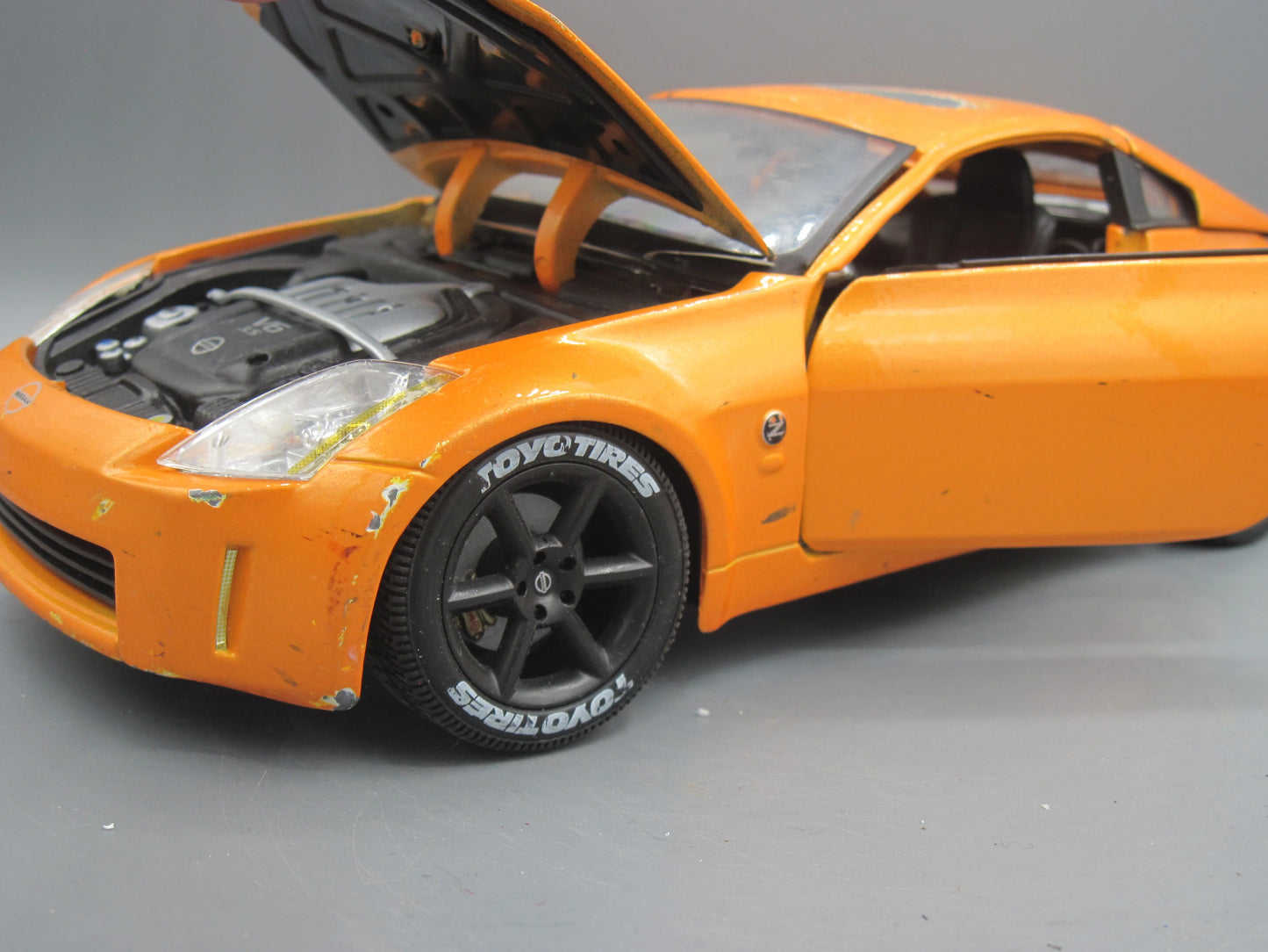 Maisto   Nissan 350Z  Orange