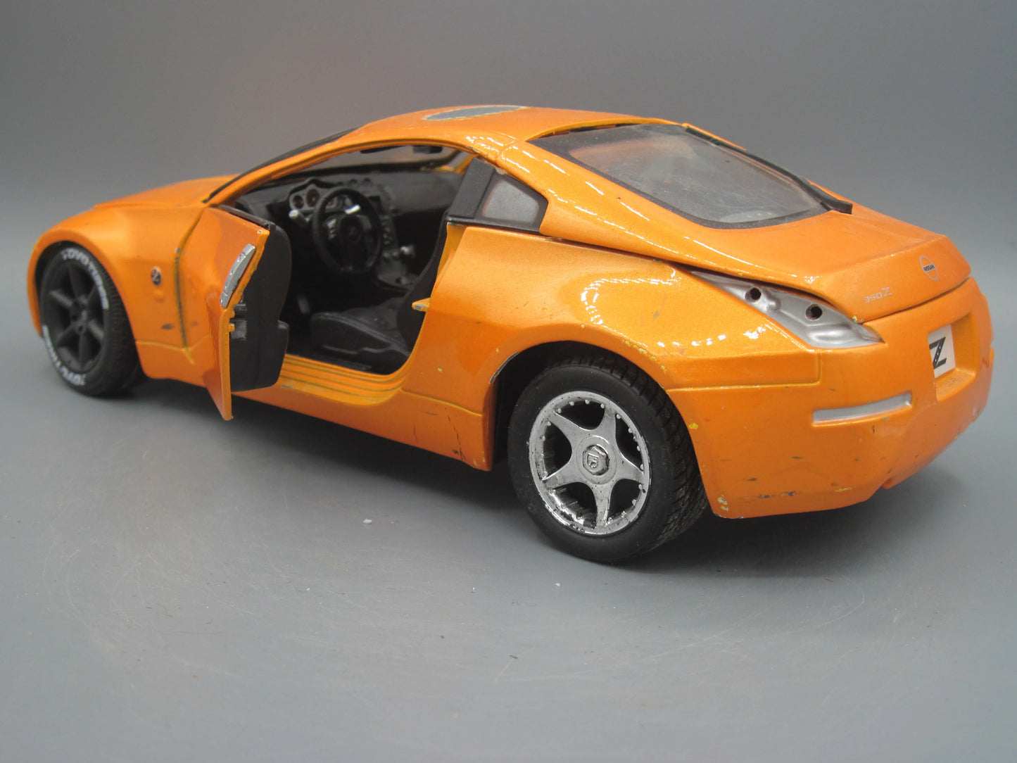 Maisto   Nissan 350Z  Orange