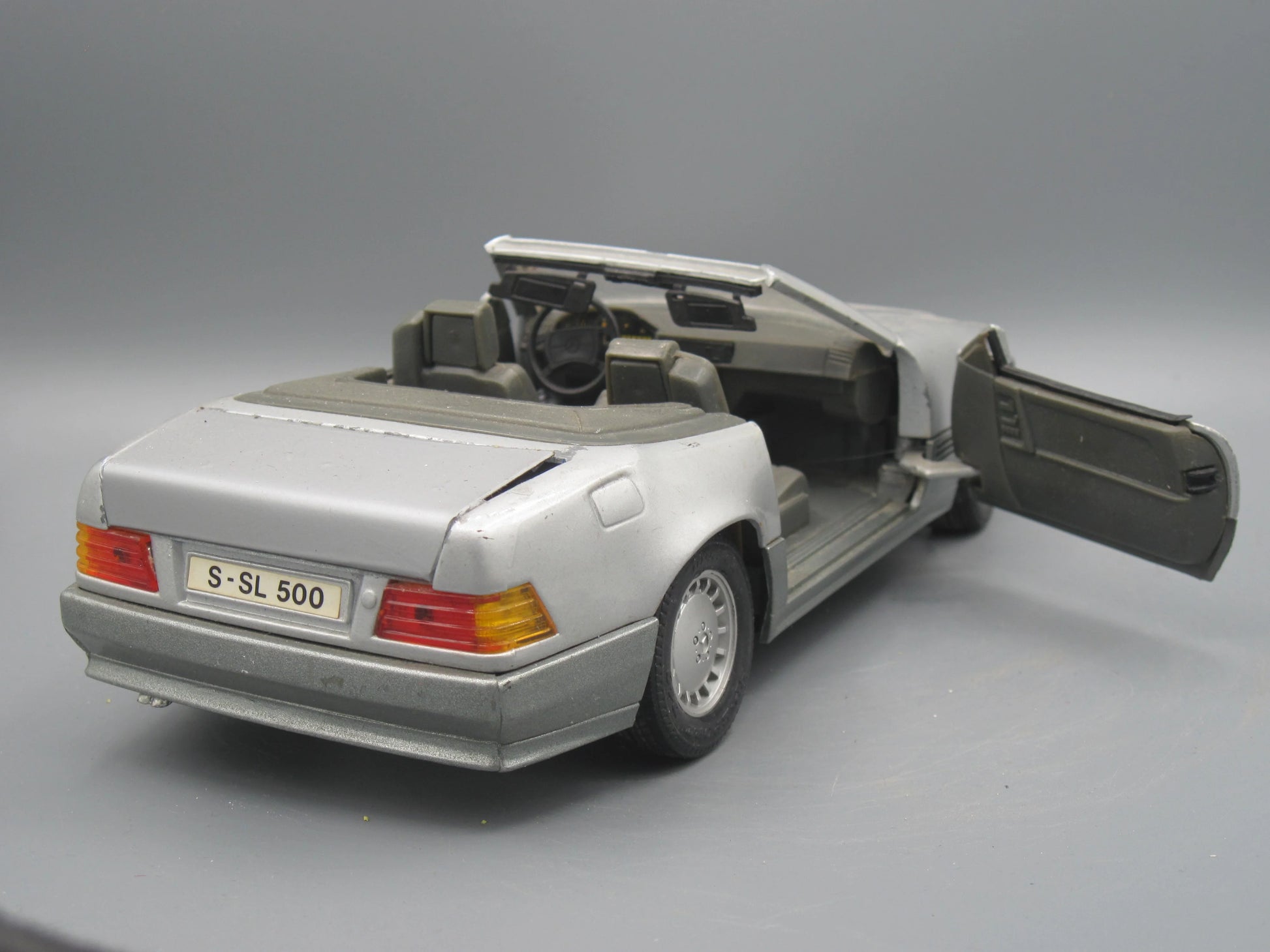 Maisto   Mercedes-Benz 500 SL 1989 Silver