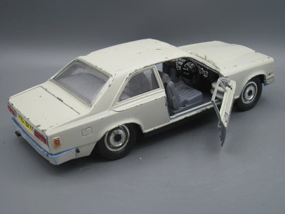 Bburago   Rolls-Royce Camargue  White