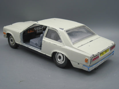 Bburago   Rolls-Royce Camargue  White