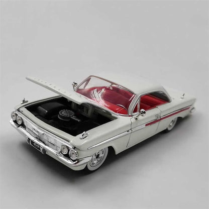 Jada   Chevrolet Impala 1961 White