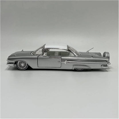 Jada   Chevrolet Impala 1960 White, Silver FNTF 8