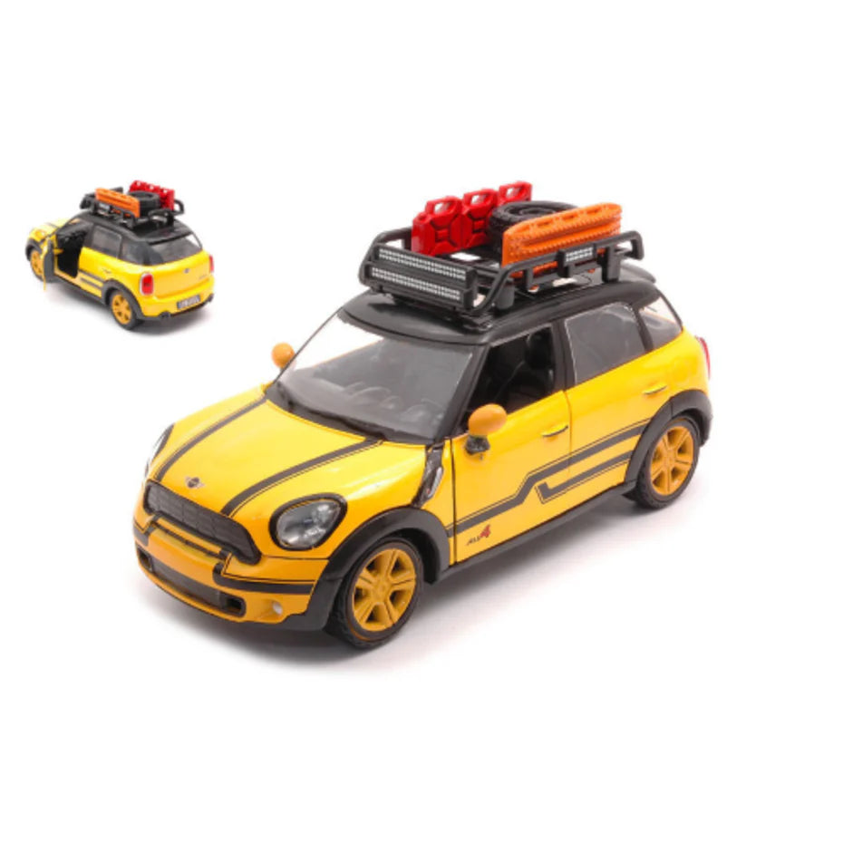 Motor Max  City Classics Mini Cooper S Countrymen  Yellow