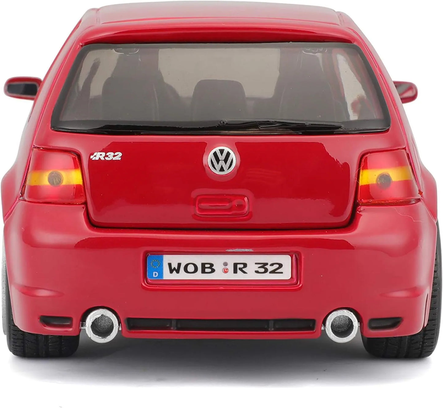 Maisto Special Edition  Volkswagen Golf R32  Red 