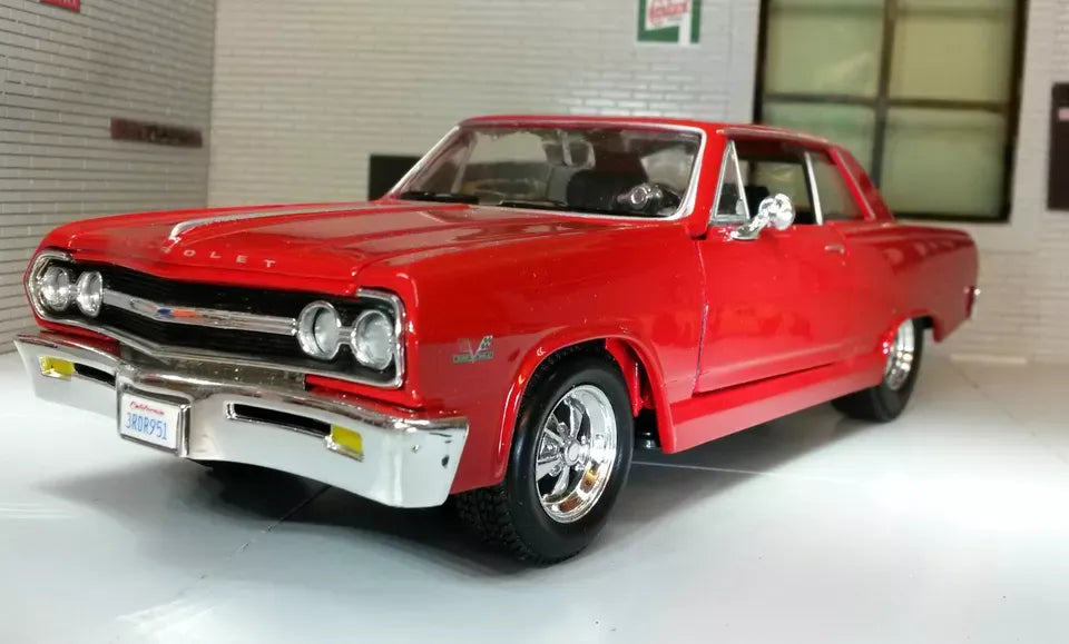 Maisto Special Edition  Chevrolet Malibu SS 1965 Red 