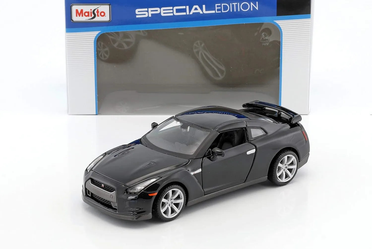 Maisto Special Edition  Nissan GT-R (R35) 2009 Black 