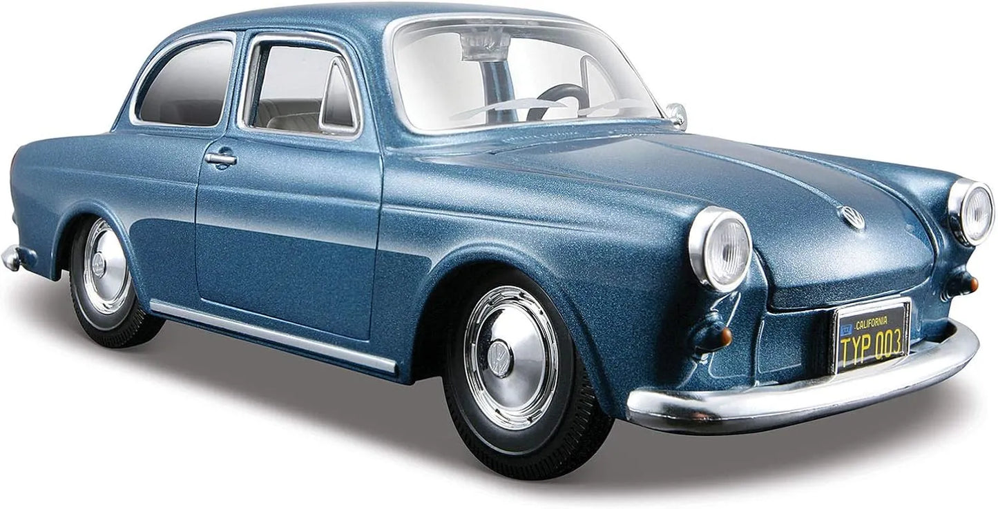 Maisto Special Edition  Volkswagen 1600 Notchback  Blue 