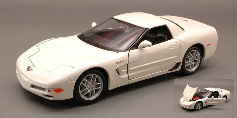 Maisto Special Edition  Chevrolet Corvette Z06  White 