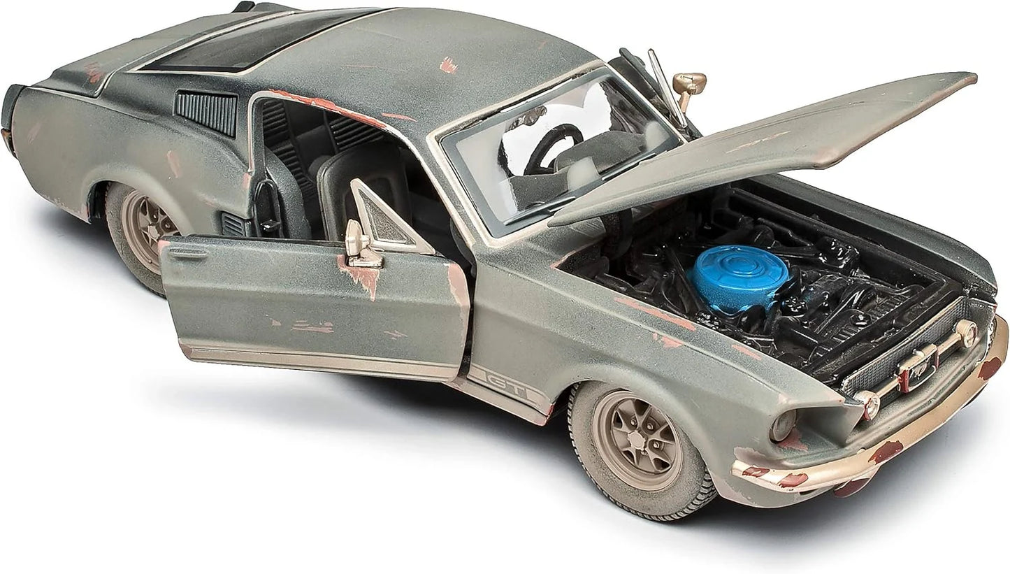 Maisto  Special Edition Ford Mustang GT 1967 Grey