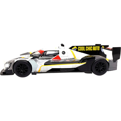MSZ   BMW M Hybrid V8  White, Black