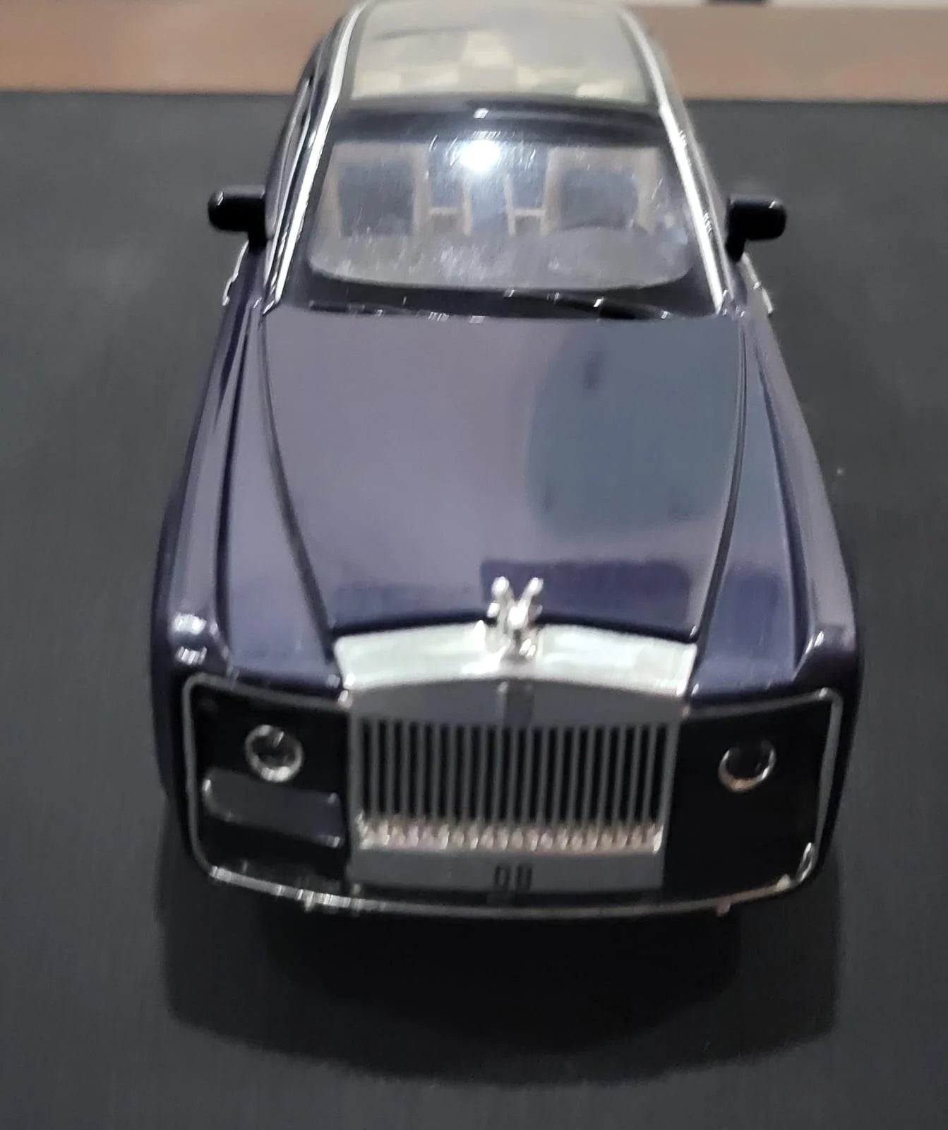 XLG   Rolls Royce Phantom  Purple