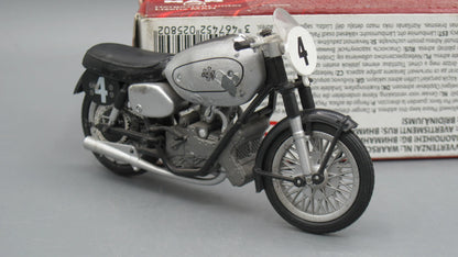 IXO Portar   AJS E50 500CC 1949 Silver World Champion