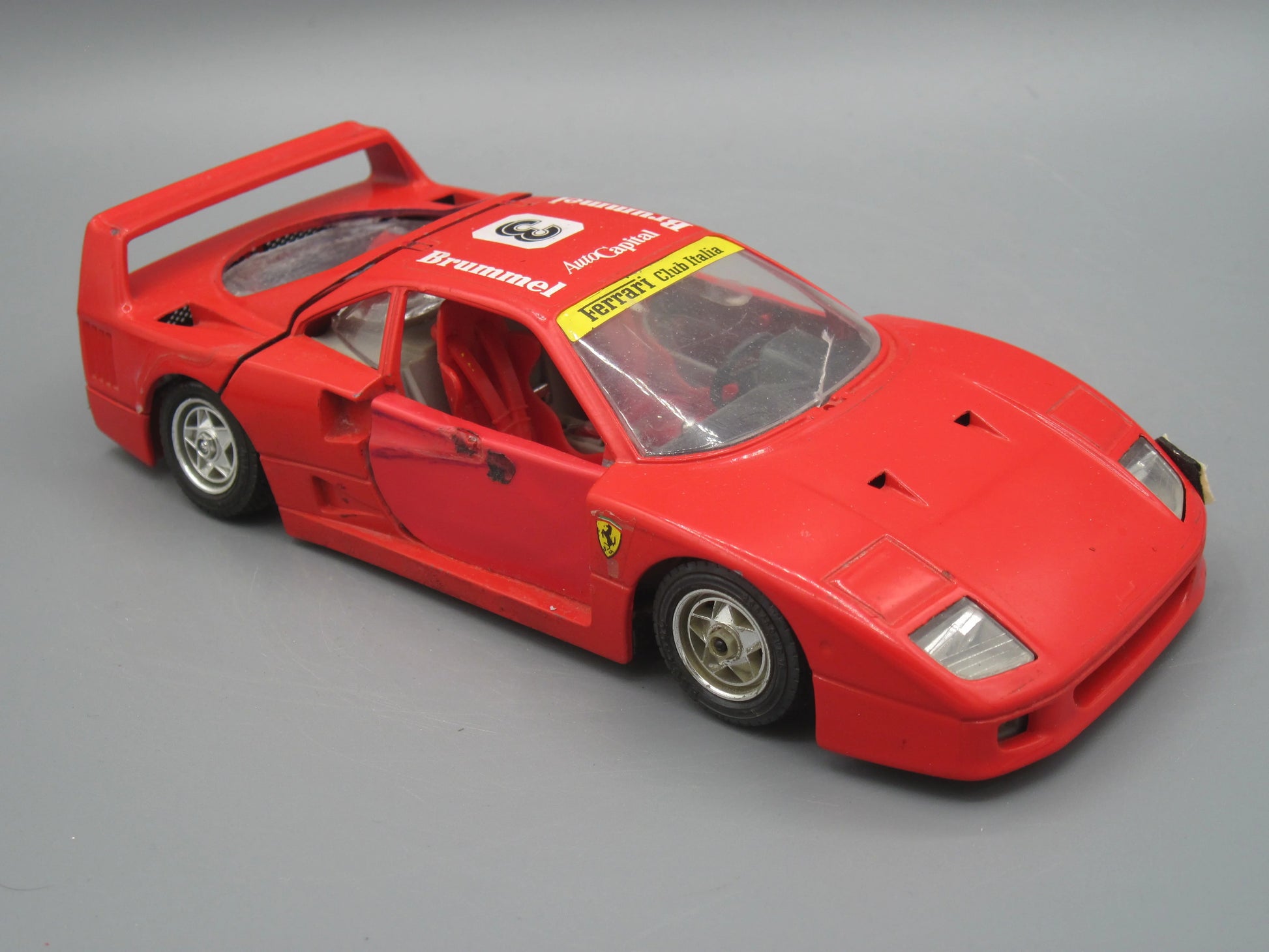 Bburago   Ferrari F40 1987 Red