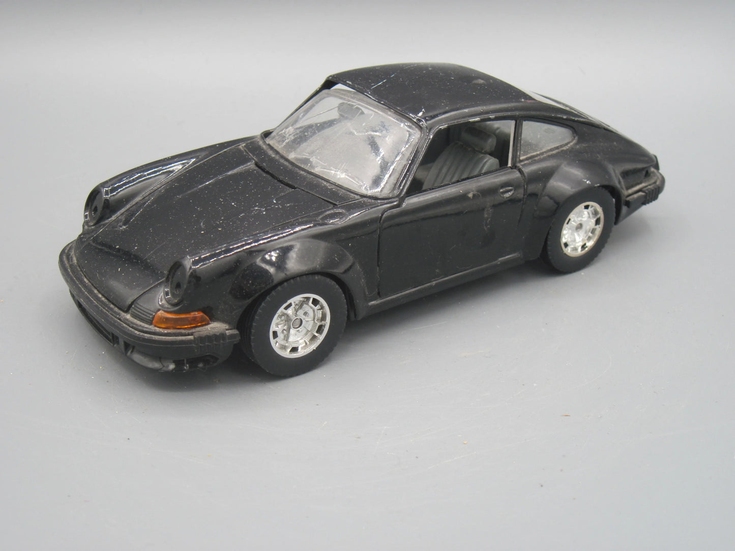 Bburago   Porsche 911  Black