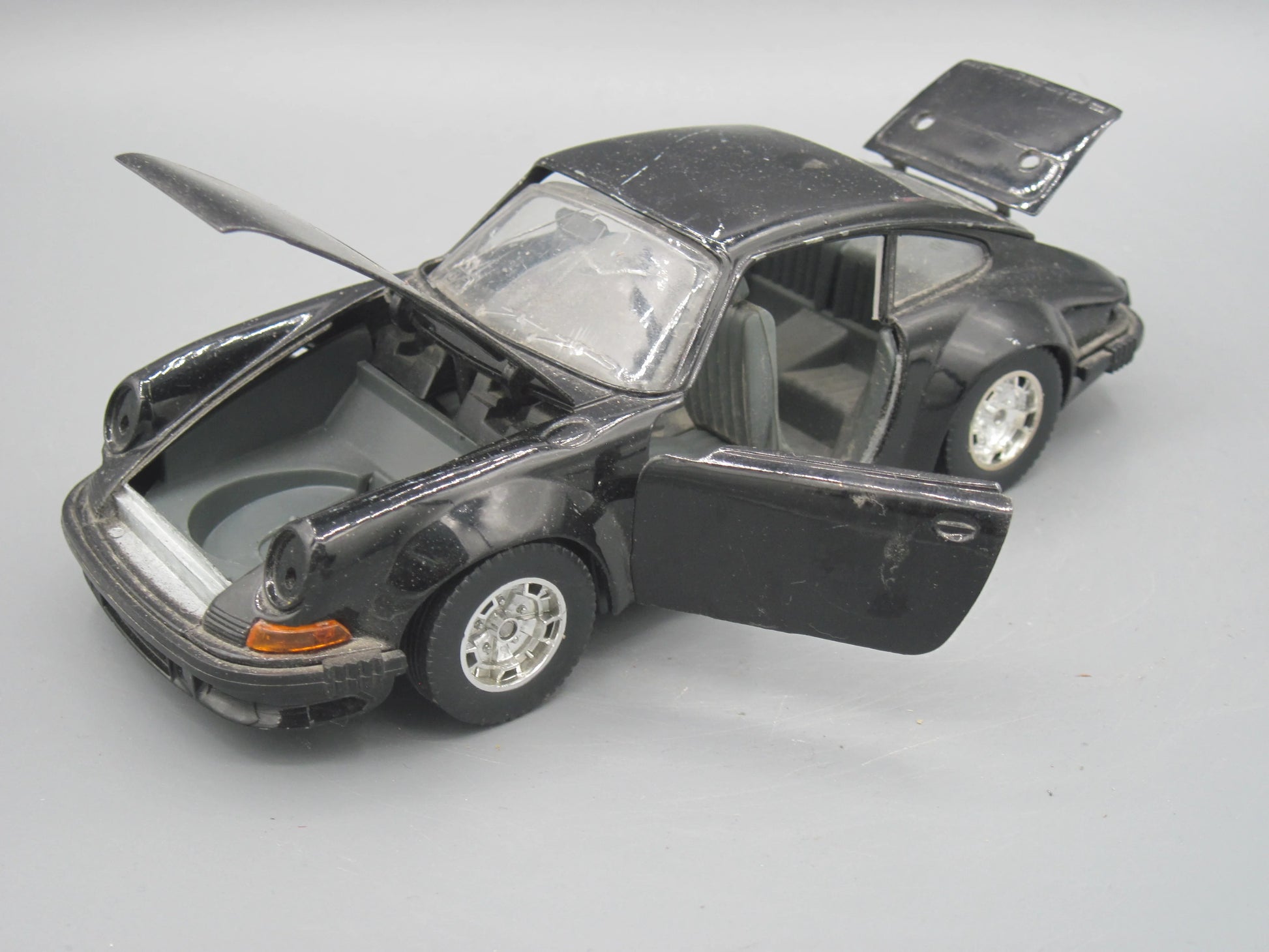 Bburago   Porsche 911  Black