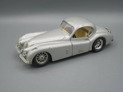 Bburago   Jaguar XK 120 1948 Grey