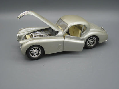 Bburago   Jaguar XK 120 1948 Silver