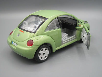 Bburago   Volkswagen New Beetle 1998 Green