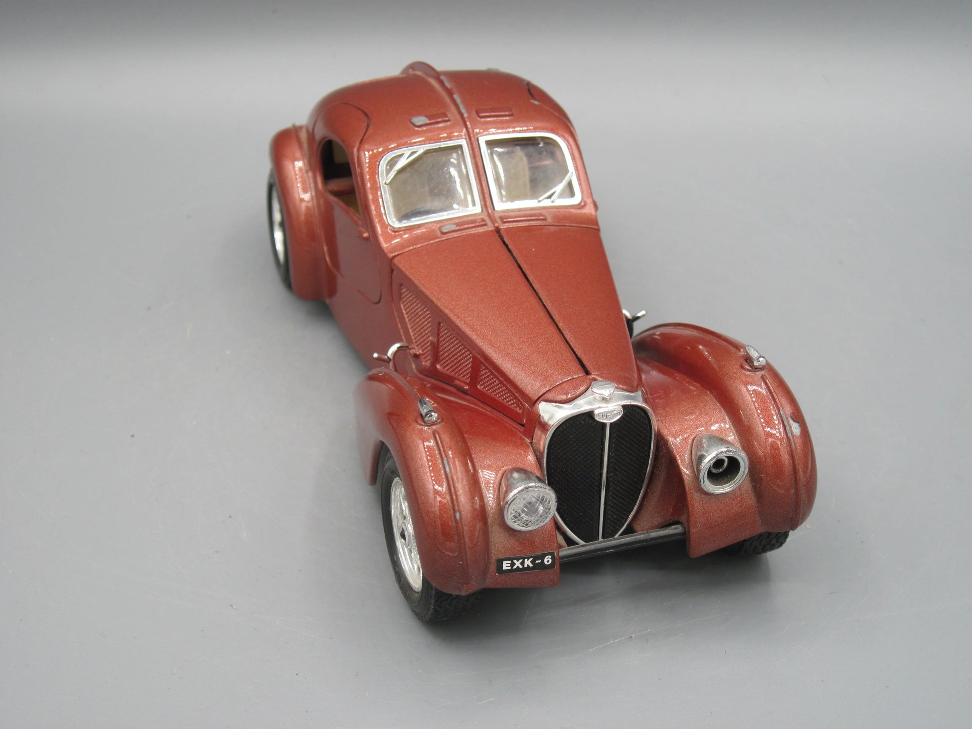 Bburago   Bugatti Atlantic 1936 Brown