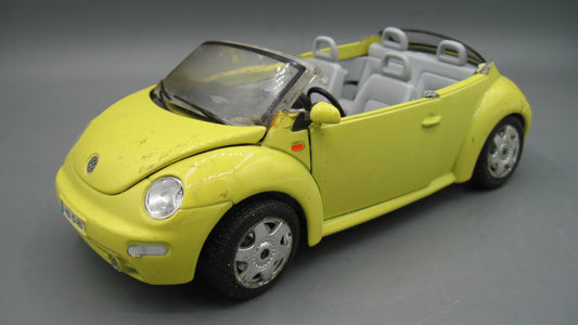 Bburago   Volkswagen New Beetle 1998 Yellow