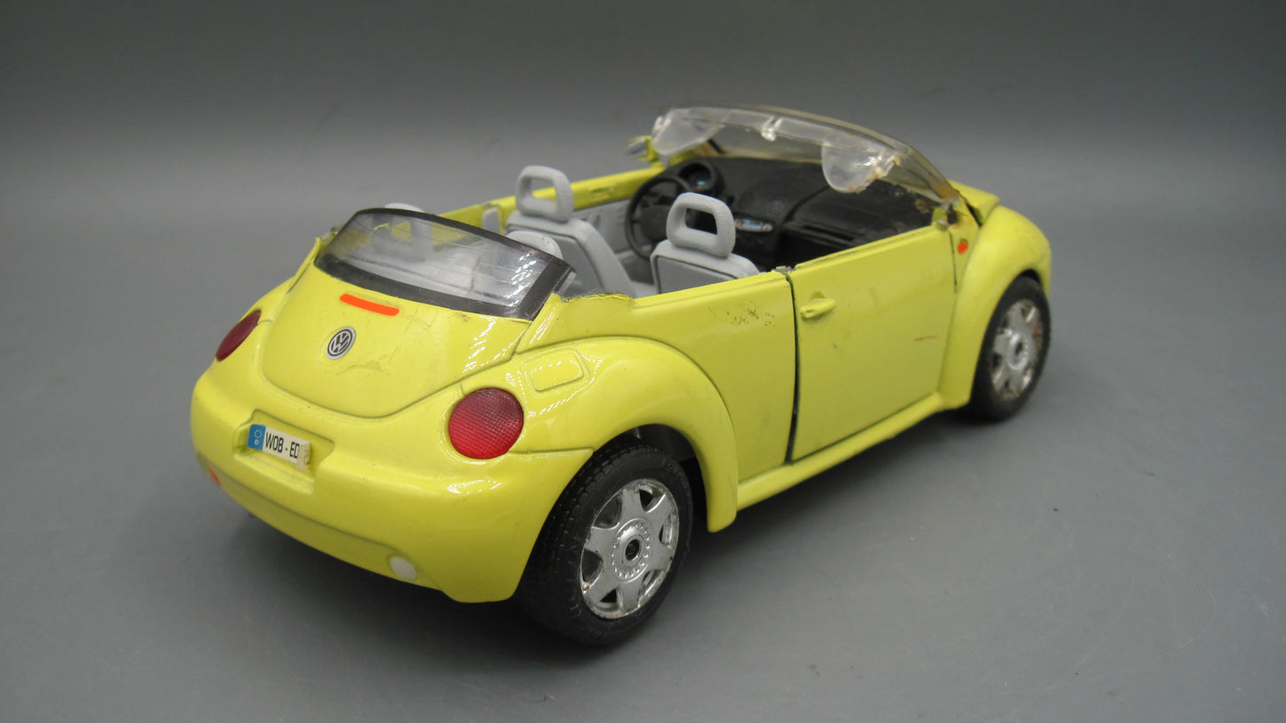 Bburago   Volkswagen New Beetle 1998 Yellow