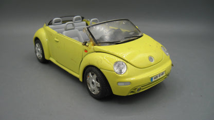 Bburago   Volkswagen New Beetle 1998 Yellow