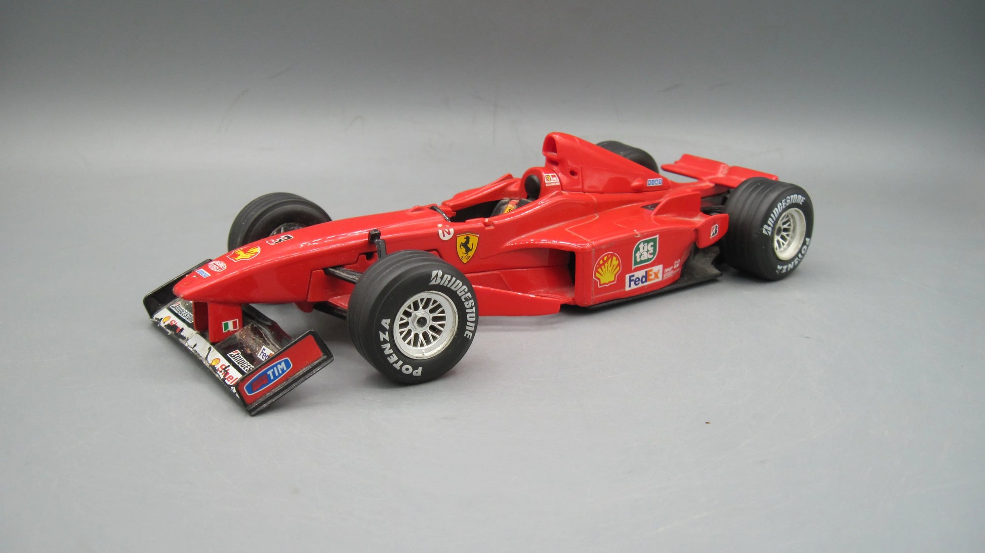 Bburago   Ferrari F300  Red