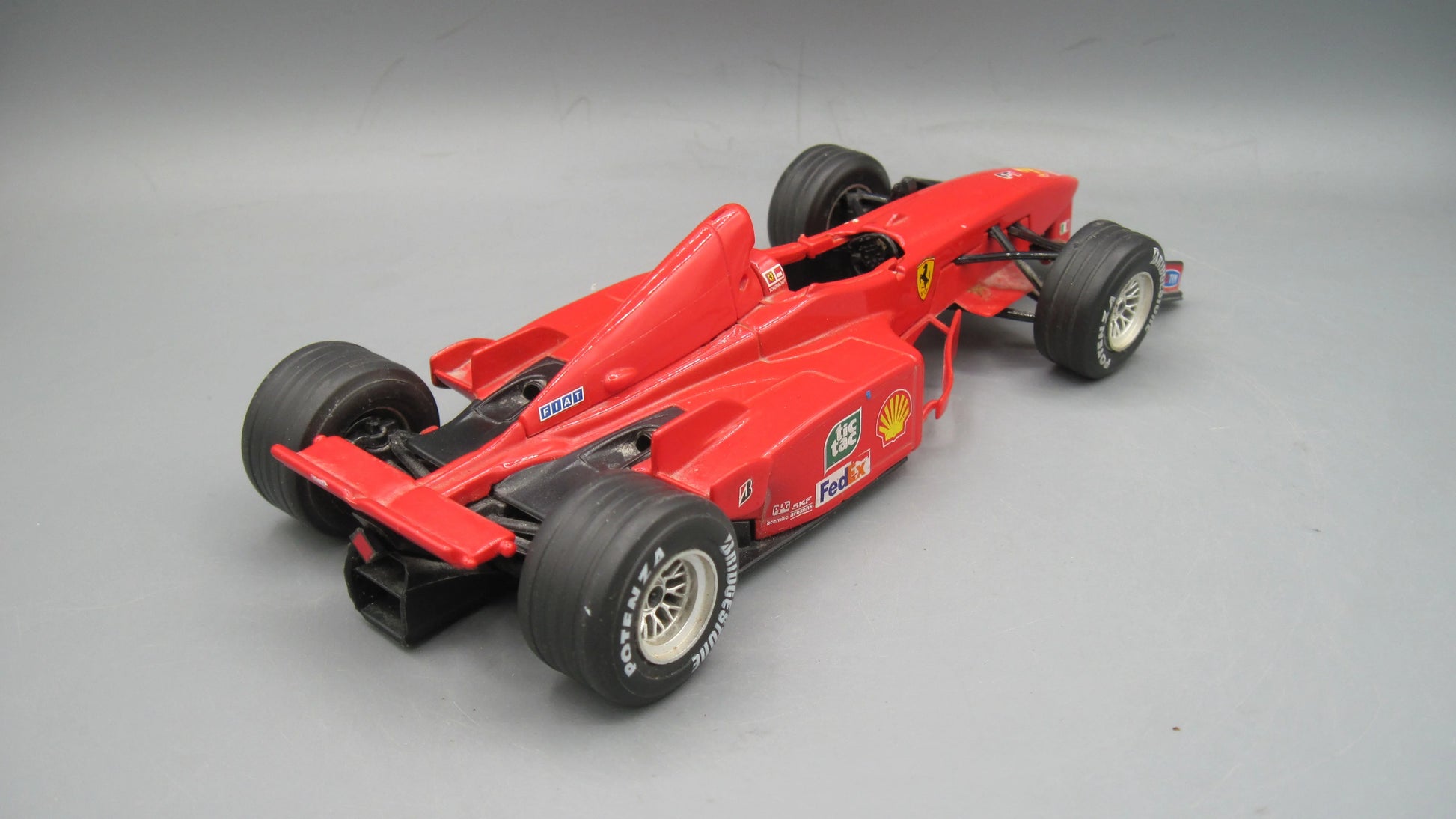 Bburago   Ferrari F300  Red