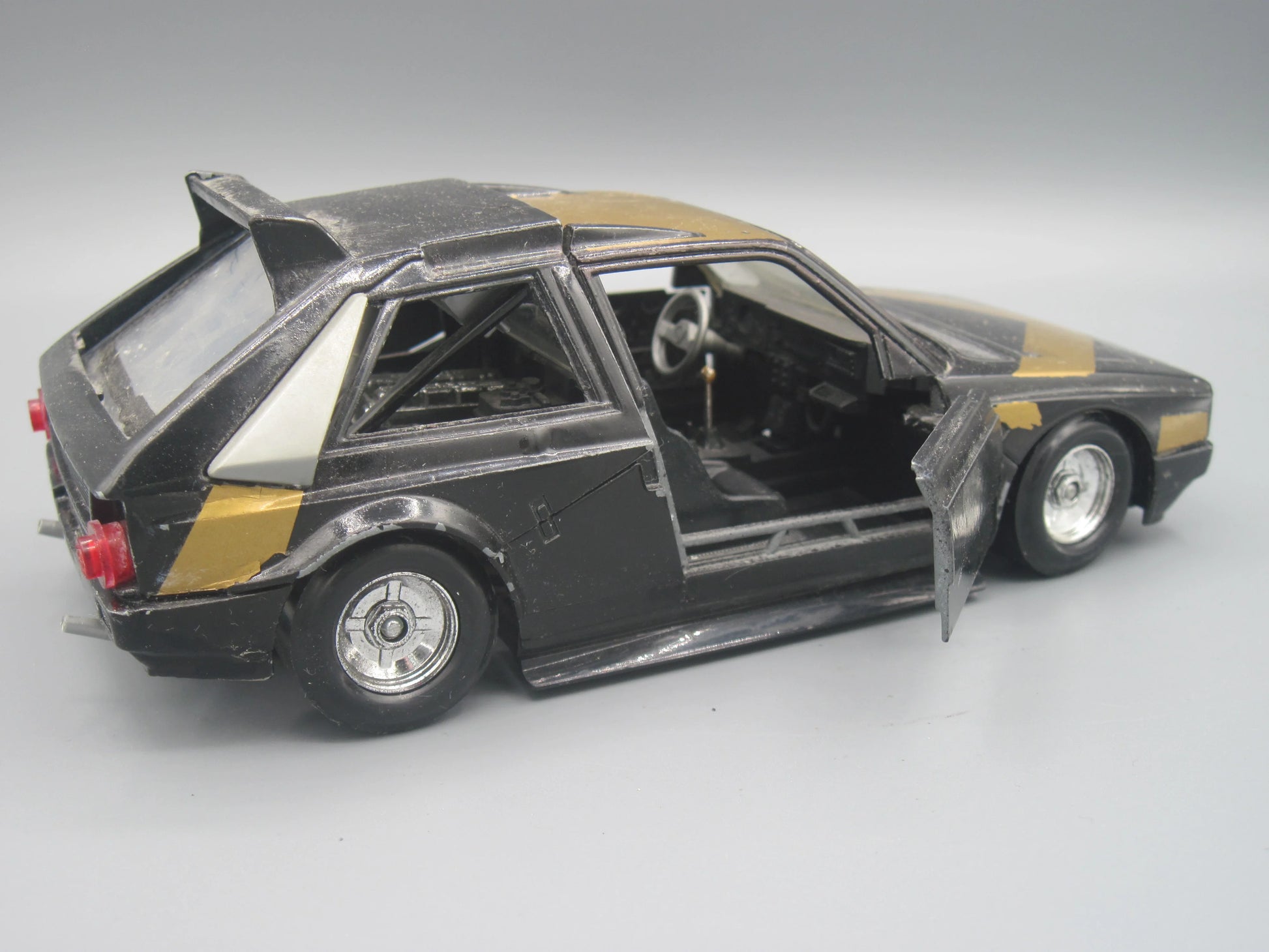 Bburago   Lancia  Delta S4  Black