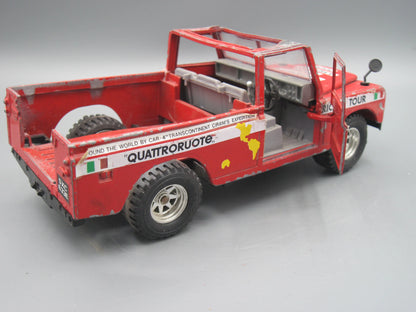 Bburago   Land Rover Quattroruote Trans American Tour  Red